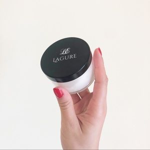 [SOLD] Lagure Translucent Glow Setting Powder